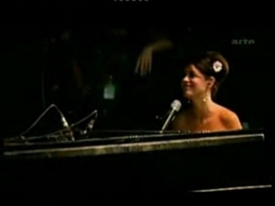 Emilie Simon - Swimming (Paris 2007) Rock en seine