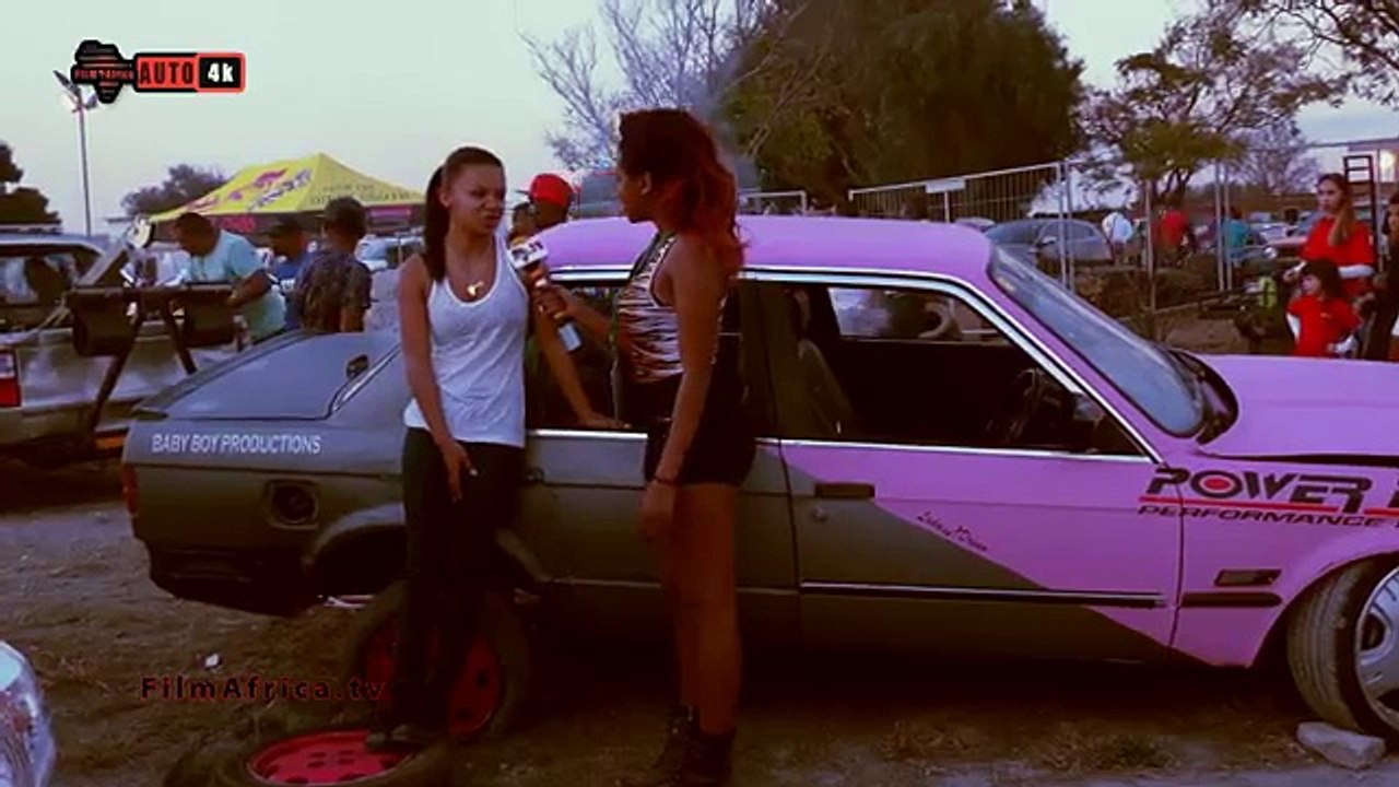 Stacey The Girls Who Spins Cars