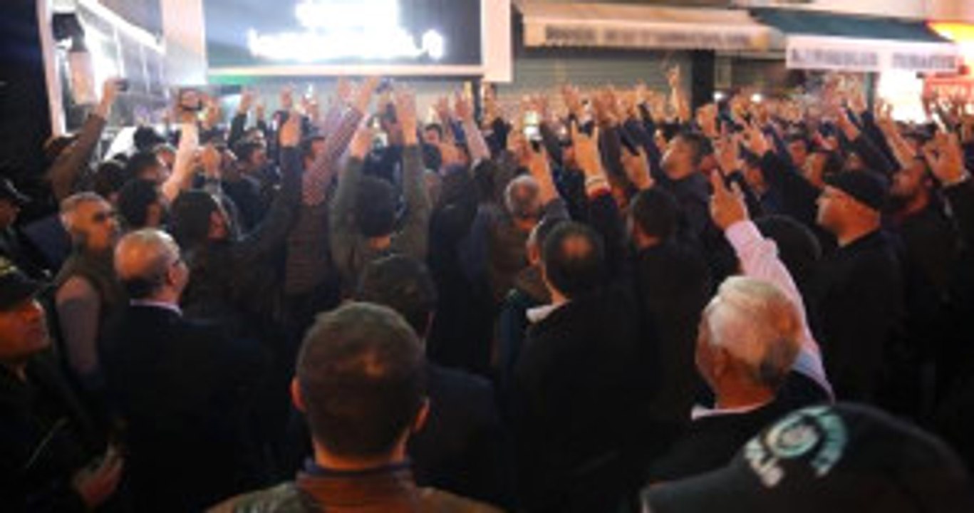 150 Kişi Ümit Özdağ ve Yusuf Halaçoğlu'nun Toplantısını Basmak İstedi