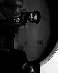 Fight Beetween Hrithik Roshan And Shahrukh Khan... Must Watch