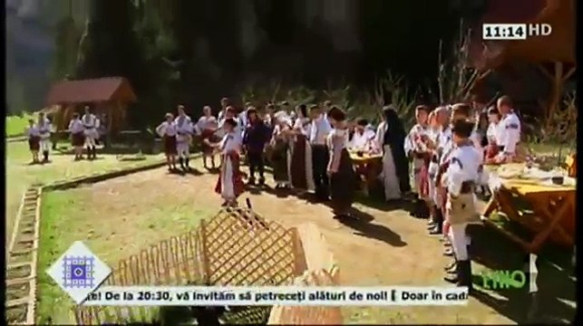 Liliana Geapana - Pe deal la Niculitel (Dimineti cu cantec - ETNO TV - 03.05.2017)