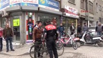 Konya'da Polis Sığınmacıların Oturduğu Mahallede Arama Yaptı