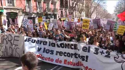 Spaniards strike against goverment education plan