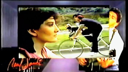 Un Amor En Cada Esquina-Raul Santi (Video)