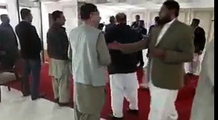 Nadeem Malik Shares Full Uncensored Video of Scuffle Between Javed Latif and Muraad Saeed