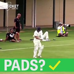 See What Happens When Batsman Comes Without Bat During a Match??