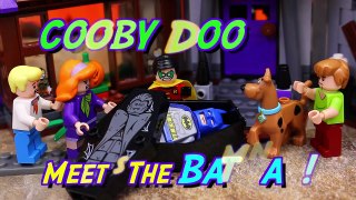 Scooby Doo Lego Mystery Mansion Finds Robin and Batman Legos with Shaggy Freddy Daphne and Velma-3igMb5R