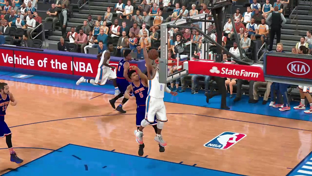 Courtney Lee block