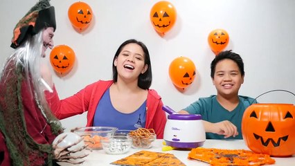 DIY Halloween Recipes - Halloween Cookies & Oreo cookies challenge! Halloween snacks for kids-9J