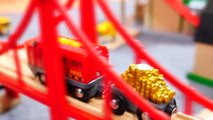 BRIO Toys BRIDGE DESTRUCTION! - Toy Cars & Trains Demo - Learn High & Low-1Sl-Sk9