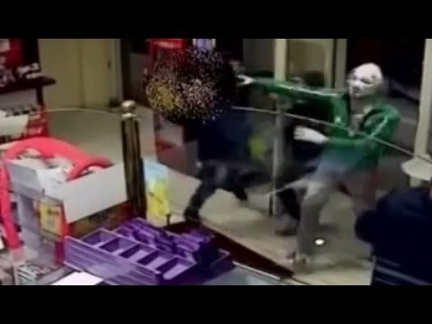 San Severo (FG) - Rapinano tabaccheria mascherati, due arresti (24.02.17)