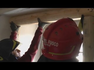 Camerino (MC) - Terremoto, puntellamento Oratorio San Venanzietto (08.03.17)