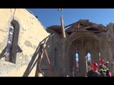 Amatrice (RI) - Terremoto, rimozione capriate chiesa San Francesco (24.02.17)