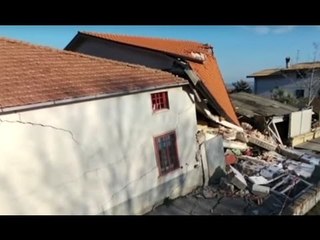 Ponzano (TE) - Il dramma della frana, immagini aeree (25.02.17)