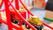 BRIO Toys BRIDGE DESTRUCTION! - Toy Cars & Trains Demo - Learn High & Low-1Sl-Sk9Yd