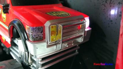 COLLECTION OF FAST LANE MIGHTY MACHINES - CITY VEHICLES COLOR CHANGING FIREFIGHTERS AMBULANCE POLICE-SIE4