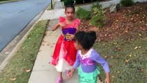 Halloween Trick or Treat Kids Candy Surprise Toys Prank _ Halloween Prank gone Wrong !-66p0