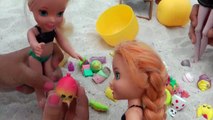 CRAB Encounter! Toddlers ELSA & ANNA at Beach - Afraid of CRABS - Mystery Treasure - Shopkins-Nsu0rM