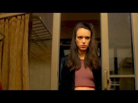 Tu les emmènes aux toilettes et tu baises NYMPHOMANIAC Extrait VOST # 1