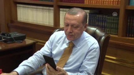 Tekrar) Cumhurbaşkanı Erdoğan, Lösemi Hastası Çocuk Ile Görüştü