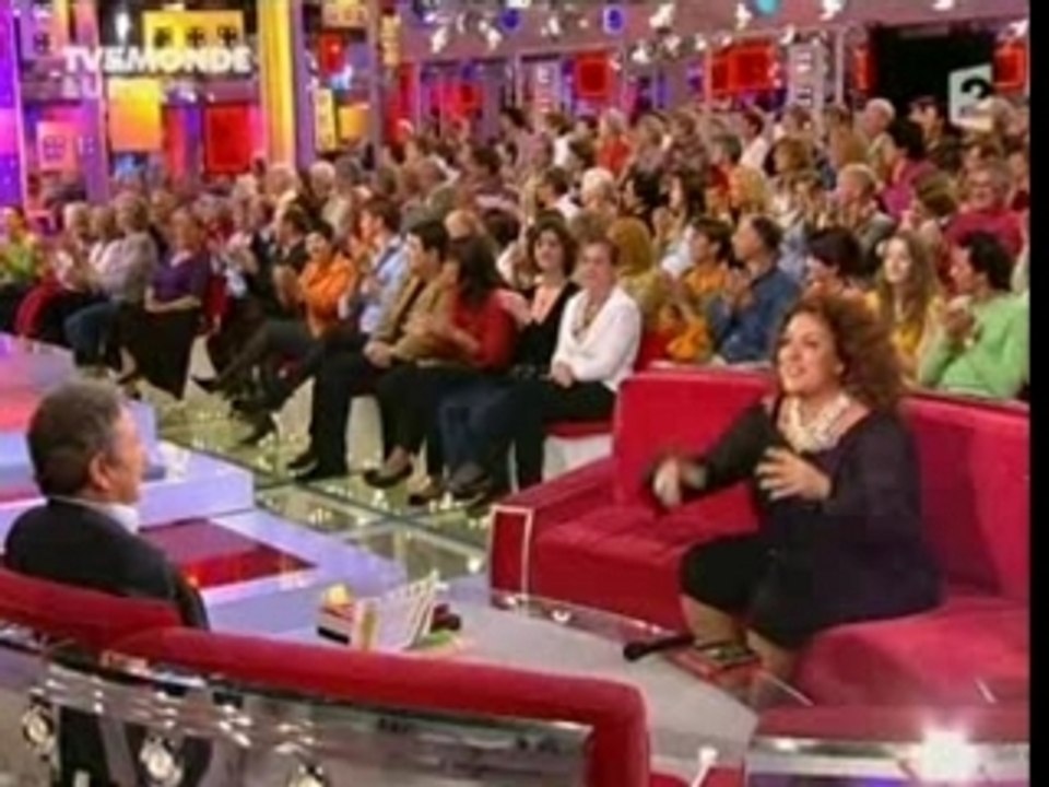 Adrienne Pauly J'veux Un Mec Vivement Dimanche