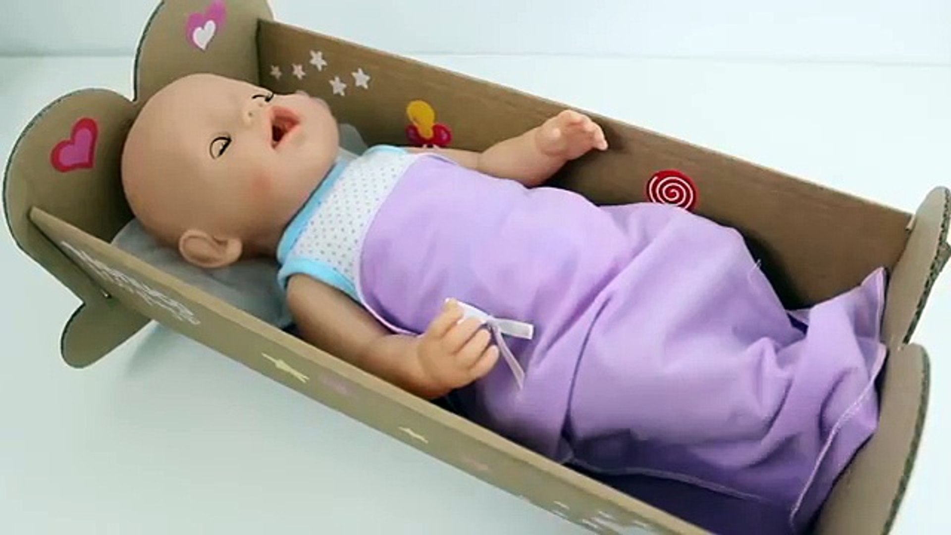 Nenuco Eco de Juego de la Cuna de la Muñeca del Bebé Dormir Conmigo Cuna Bebés Cómo Dormir a un Bebé de la Cuna A la Muñeca - Dailymotion Video