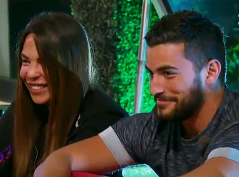 Les Anges 9 : Antho déclare sa flamme à Kim !