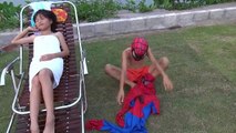 BABY Spiderman and Frozen Elsa Don't WEAR CLOTHES Black Spiderm