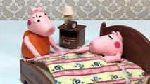 Peppa Pig Toilet Training Wet The Bed and Poop In Pants Play-Doh Stop-Motion With Georges