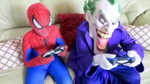 Человек-паук против замороженные Эльза против Джокера против Бэтмена стоп-МОУШН видео с игрушкой МЕГА Сборник