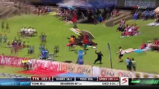 Classic Crowd Catch And Reaction