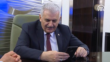 Başbakan Yıldırım, uçakta kız istedi