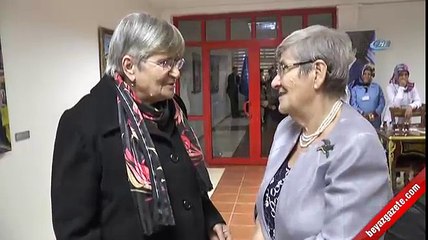 Canan Karatay benzerini görünce şok oldu