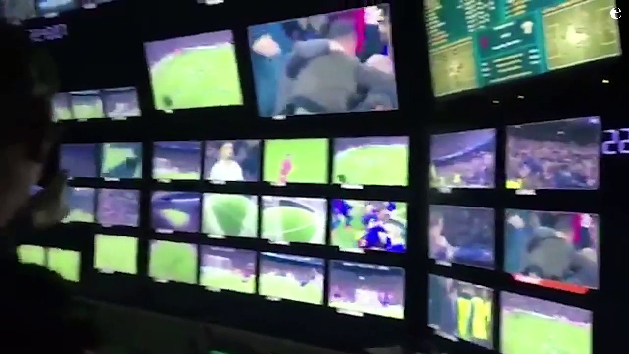 Victoire du Barça vécue à l'intérieur du car régie de la TV espagnole - Barcelone-PSG