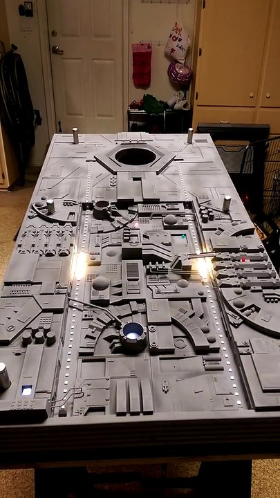 Attaque de l'étoile noire convertie en jeu de "Cornhole"