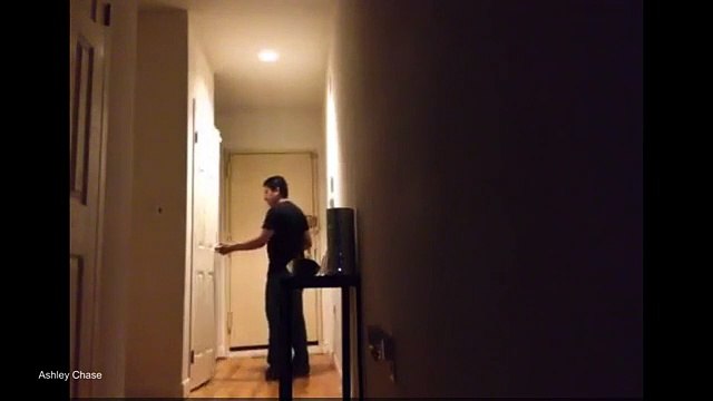 Vajzës i zhdukeshin të brendshmet në banesë! Do të mbeteni pa fjalë çfarë u pa në kamera