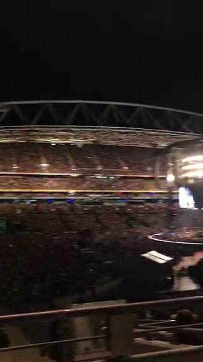Adele Sydney - Anyone From Australia? - ANZ Stadium, 10 Mar 2017 #AdeleSydney