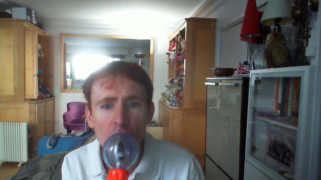 Wiwi égratigne semplice de Gianni Togni