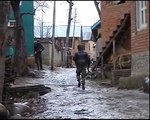 Live Video of Indian Army and Hizbul Mujahideen Militants Encounter at Shopian Jammu and Kashmir