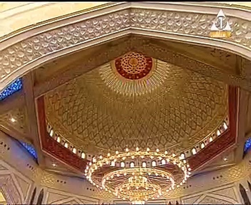 السيسى يصل مسجد المشير طنطاوى لأداء صلاة الجمعة فى ذكرى يوم الشهيد