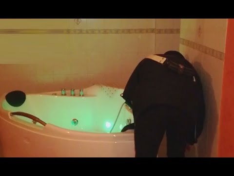 Roma - Chiusi cinque centri massaggi cinesi, arresti all'Esquilino (10.03.17)