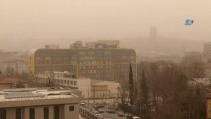 Suriye'den Gelen Kum ve Toz Fırtınası Gaziantep'de de Etkili Oldu