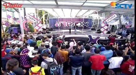 Acha Septriasa ft. Omar - Bulan Terbelah (Live on Inbox)