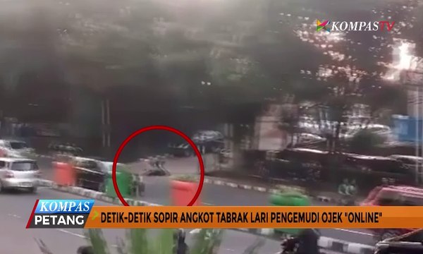 Detik-detik Sopir Angkot Tabrak Pengemudi Ojek Online