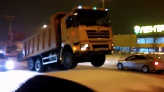 IDIOTS On Trucks 2 part - Compilation Videos Overloaded Trucks 2017 - Fails Trucks - Tipping Truck