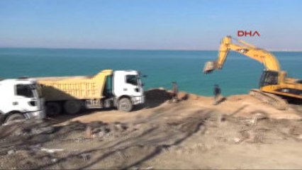 Van Gölü Plajlarının Yapımına Başlandı