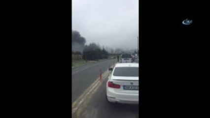 Tuzla'da Virajı Alamayan İşçi Servisi Tıra Çarptı: 4'ü Ağır 27 Yaralı