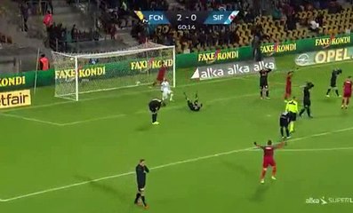 Funny Own Goal Dennis Flinta Own Goal HD - Nordsjaelland 3-0 Silkeborg 10.03.2017