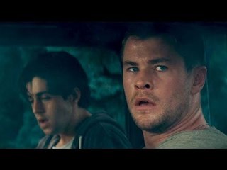 L'AUBE ROUGE Extrait VOST "Course Poursuite"