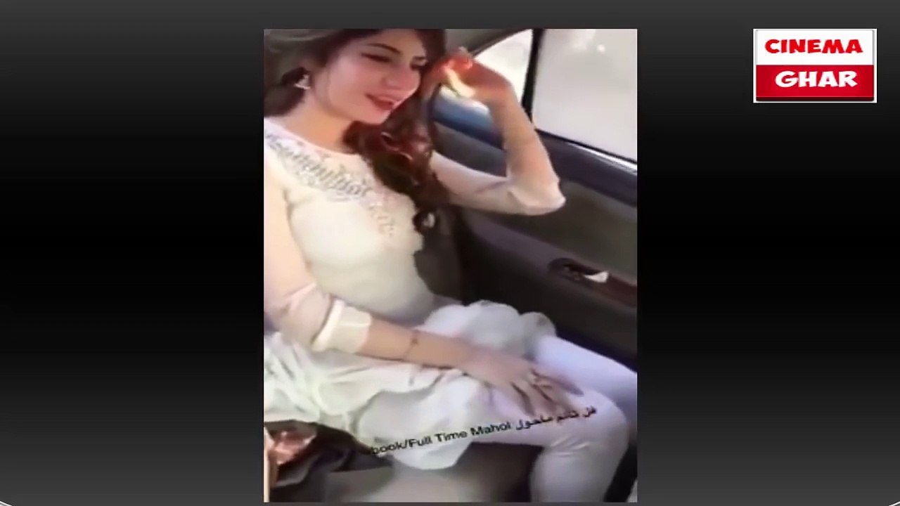 Neelam muneer car Dance on Mahi ve Vs mere rashk e qamar dubai girl car dance video